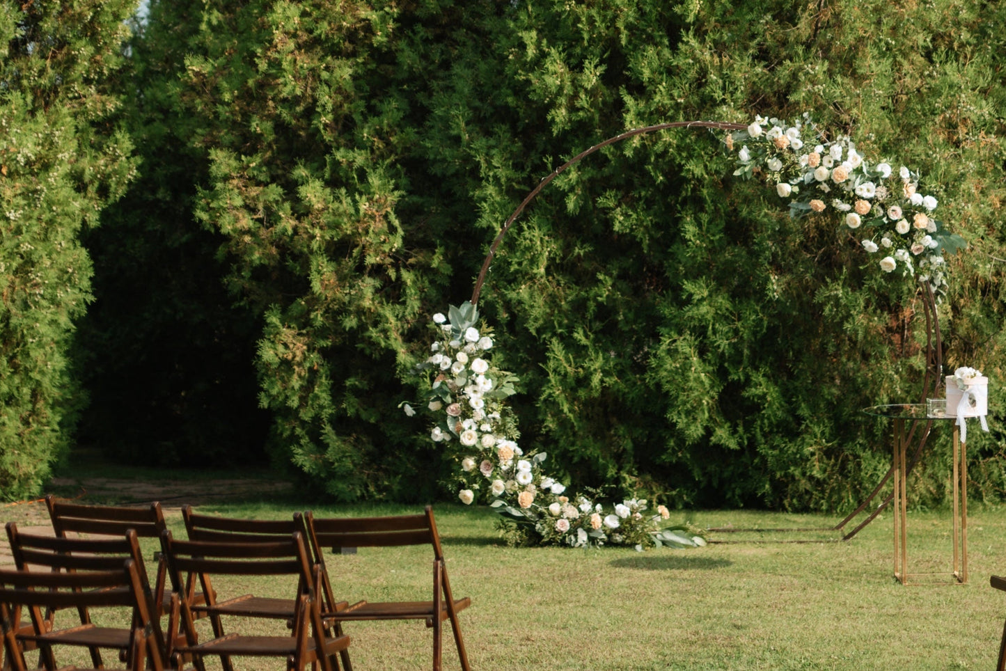 Aisle Petals | Petal-Lined Aisles